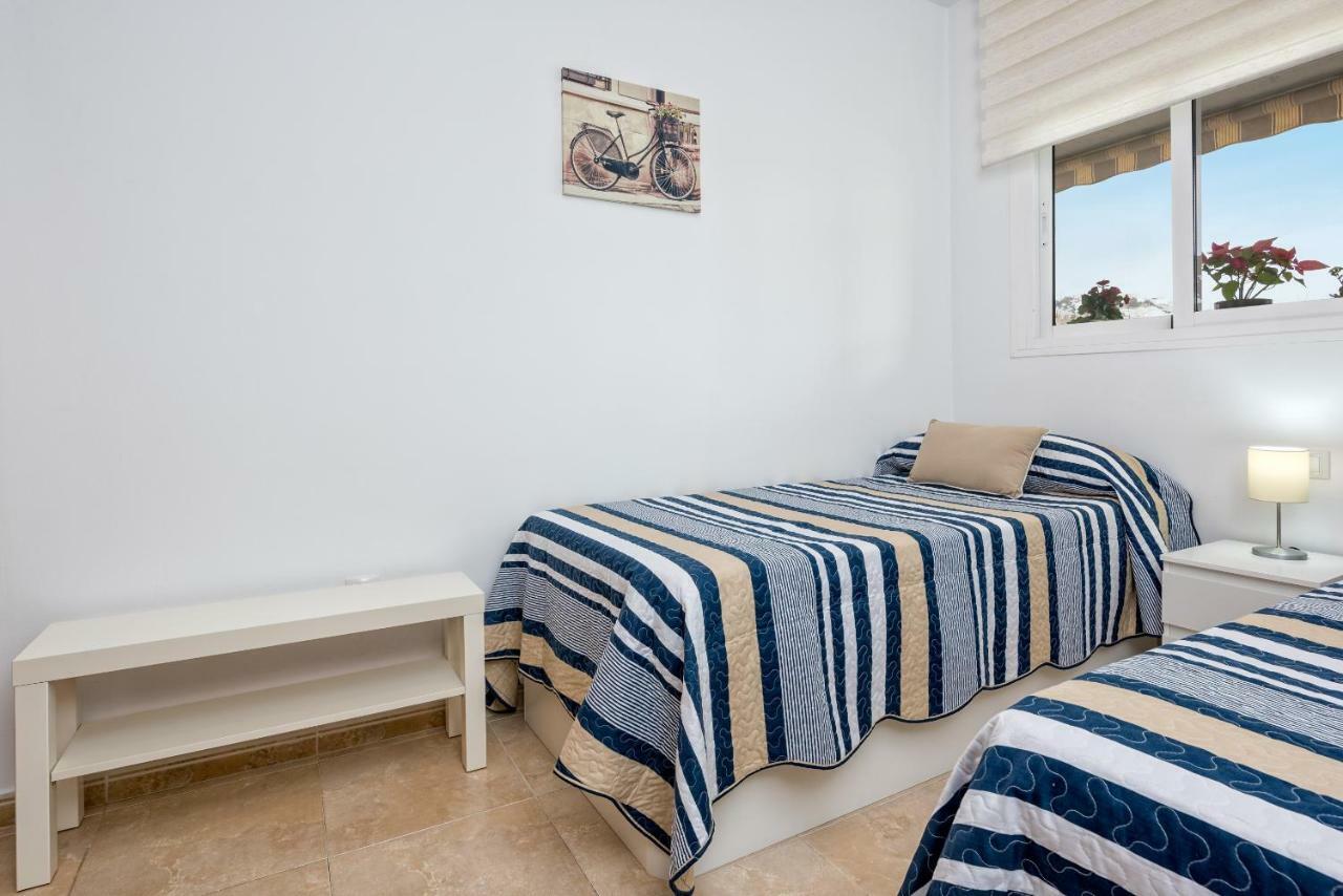 Wintowinrentals Best Location, Beach, Pool & Parking Rincón de la Victoria Exterior foto